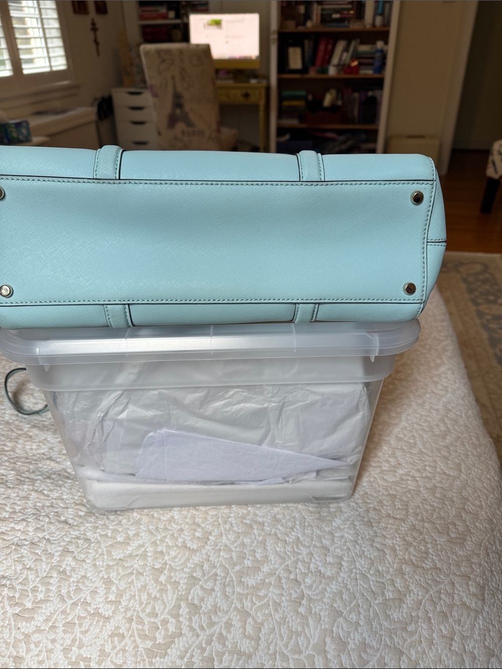 Like New! Kate Spade Crystal Blue saffiano leather satchel with detachable strap - Picture 5 of 13
